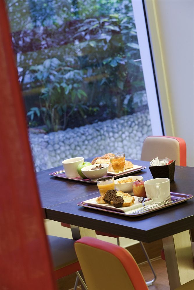 Hotel Ibis Montmartre 18ème Paris